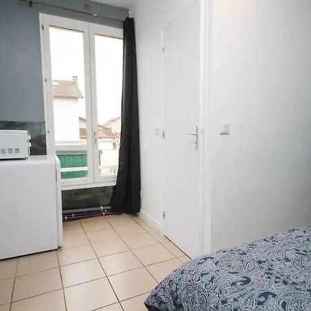 01 - Chambre Avec Lit Double Ideal Jo 2024 Saint-Denis  Exterior photo